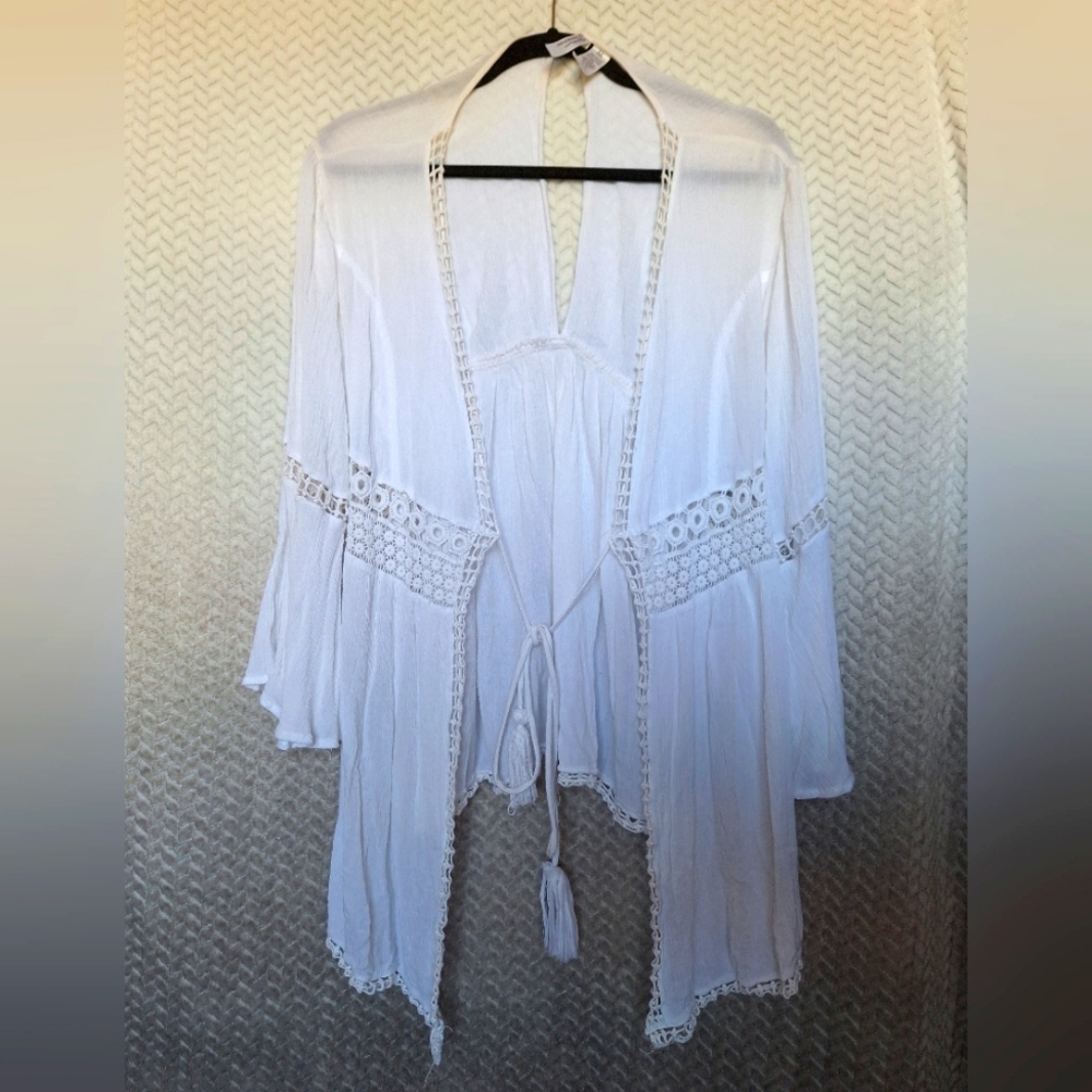 Goa White Lace Swimsuit Cover